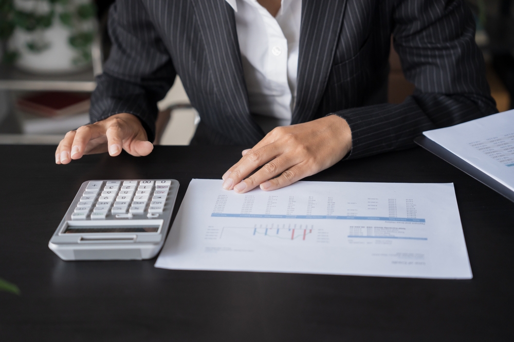 Business,man,auditor,or,internal,revenue,service,staff,checking,annual